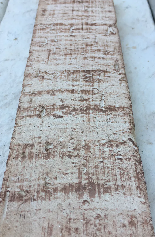 Peça de Brick 8x30 cm