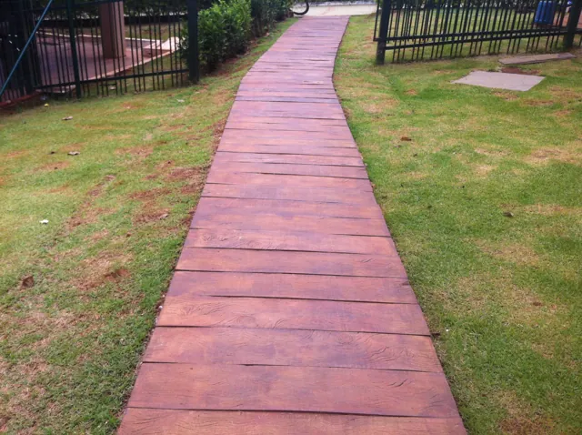 Caminho Madero sobre o gramado
