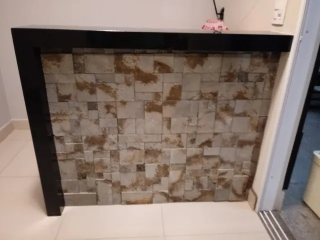 Balcão de recepção revestido com Oxinatu