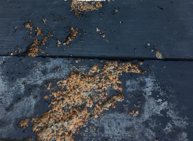 Oxidação sobre base escura