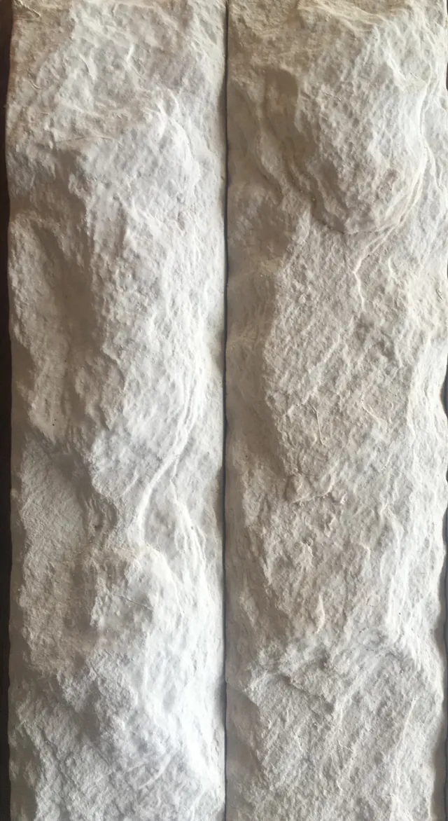 Peças de Stone branco lado a lado